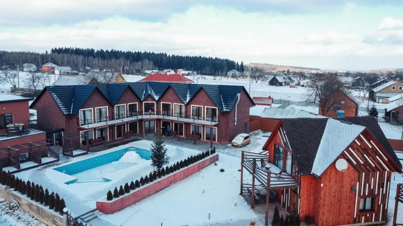 Four Seasons In Carpathians Hotel Myhove Eksteriør billede